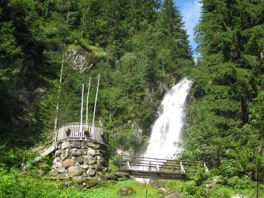 Almhuette Adlerhorst Villa Heiligenblut Luaran gambar
